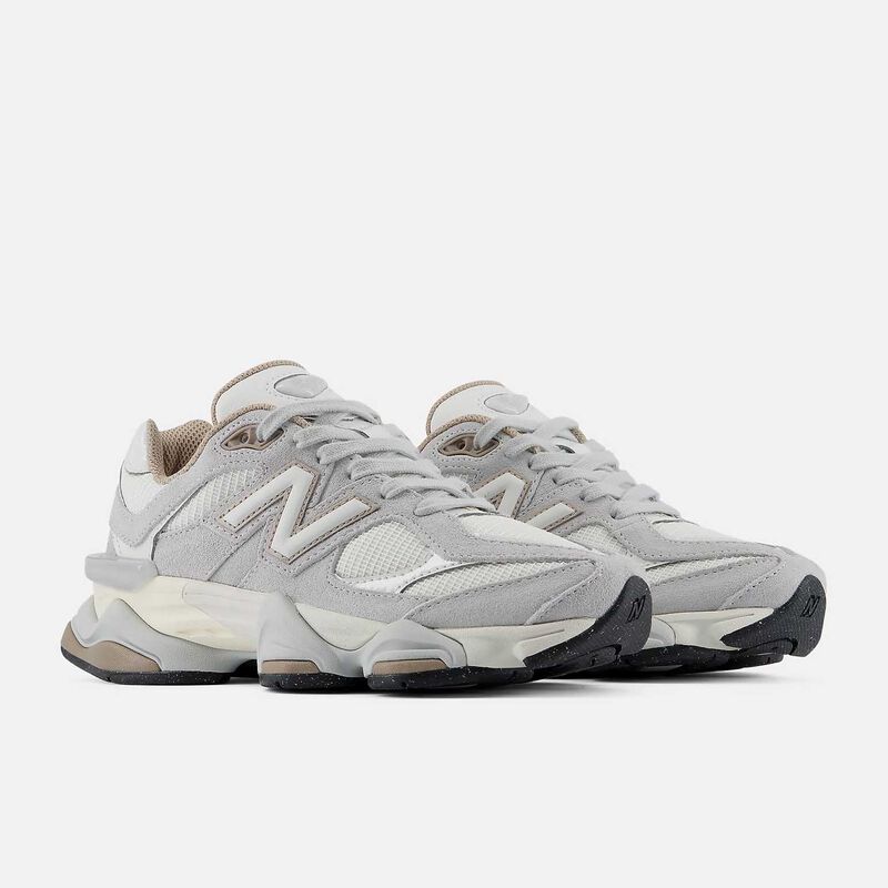 New Balance 9060 Sneaker - Unisex image number 1